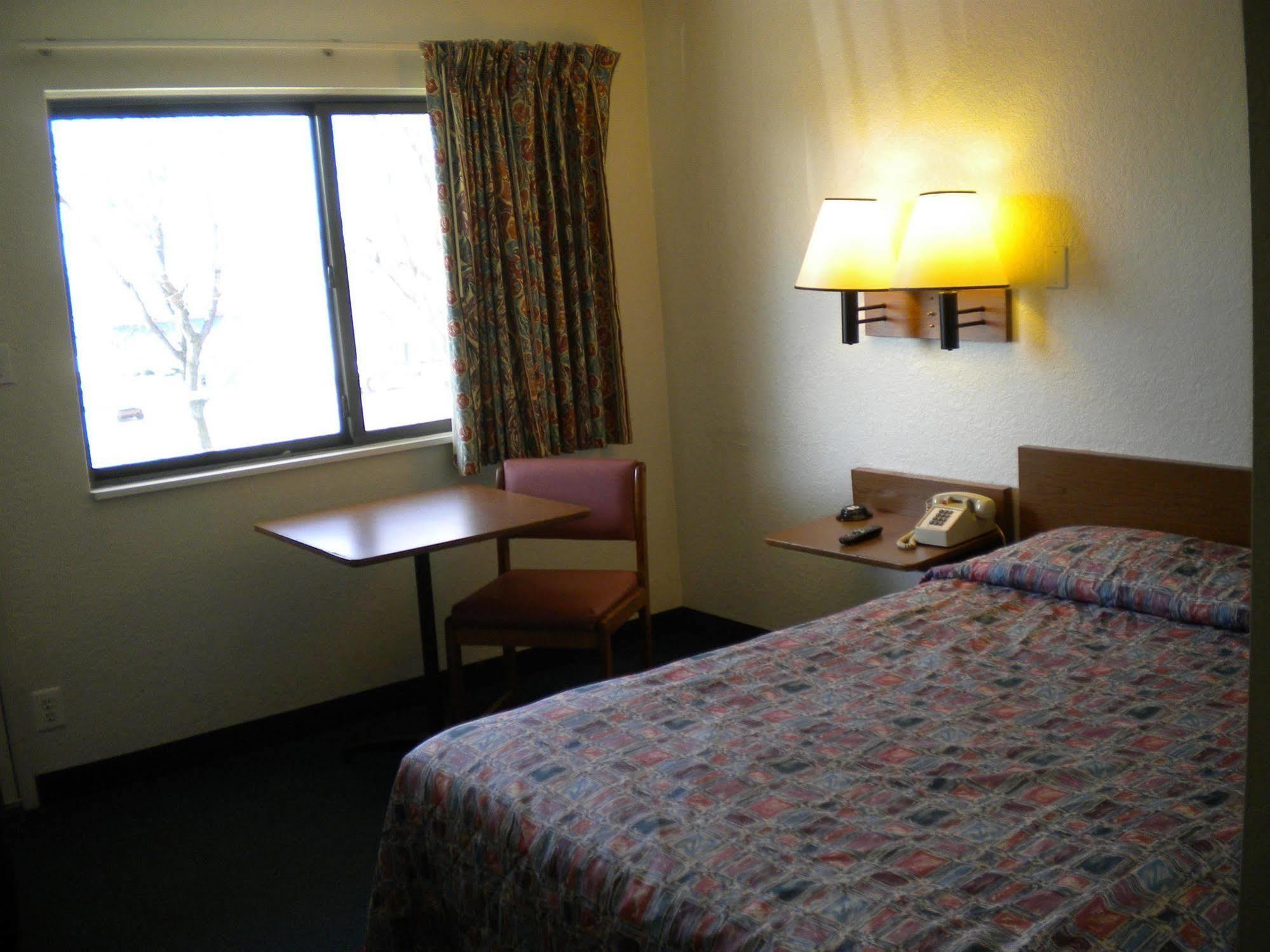 Travelodge By Wyndham Grand Rapids North Walker Szoba fotó